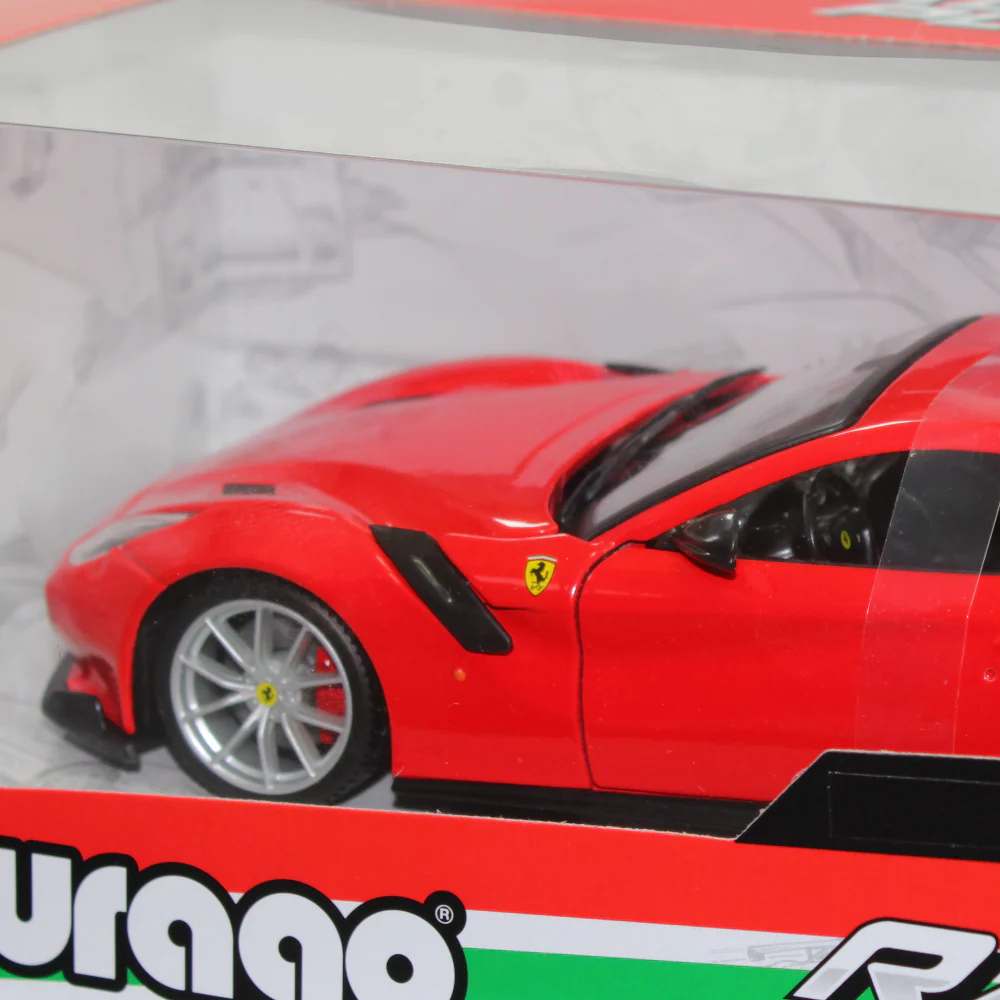 Bburago 1:24 Scale Ferrari R&P F12 TDF (Without Plastic Stand) - Image 4