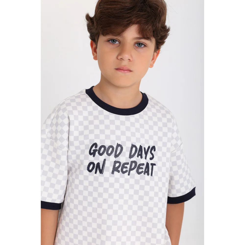 Boys Cotton Outfit Set – Off-White & Grey with "Good Days No Repeat" Print - Image 3