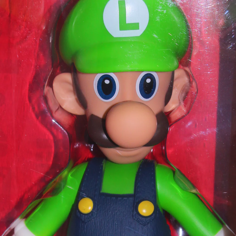 Super Mario's Luigi Battery-Operated Action Figure - Green (23 cm) - Image 3