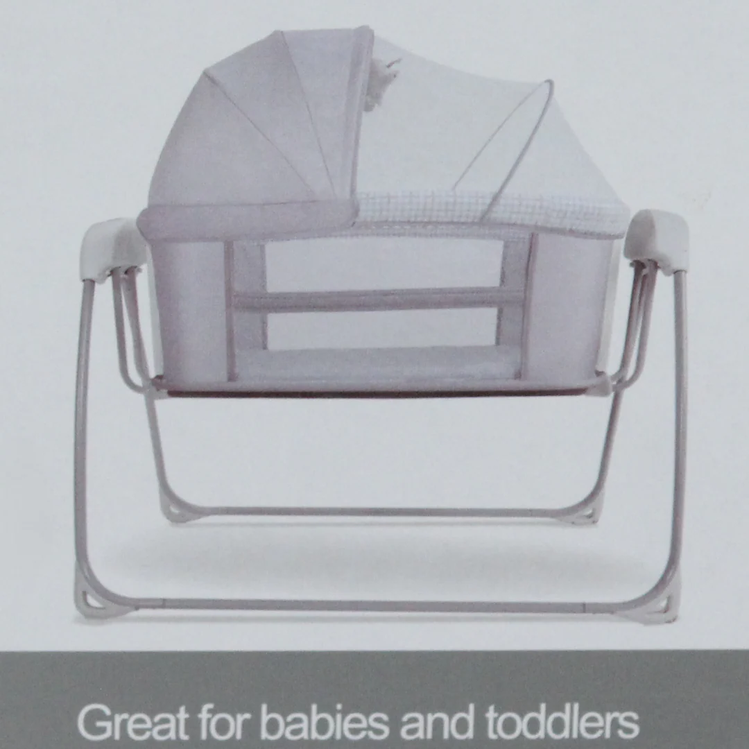 Mastela Deluxe 4-in-1 Bassinet, Cradle Swing & Bedside Sleeper - Image 4