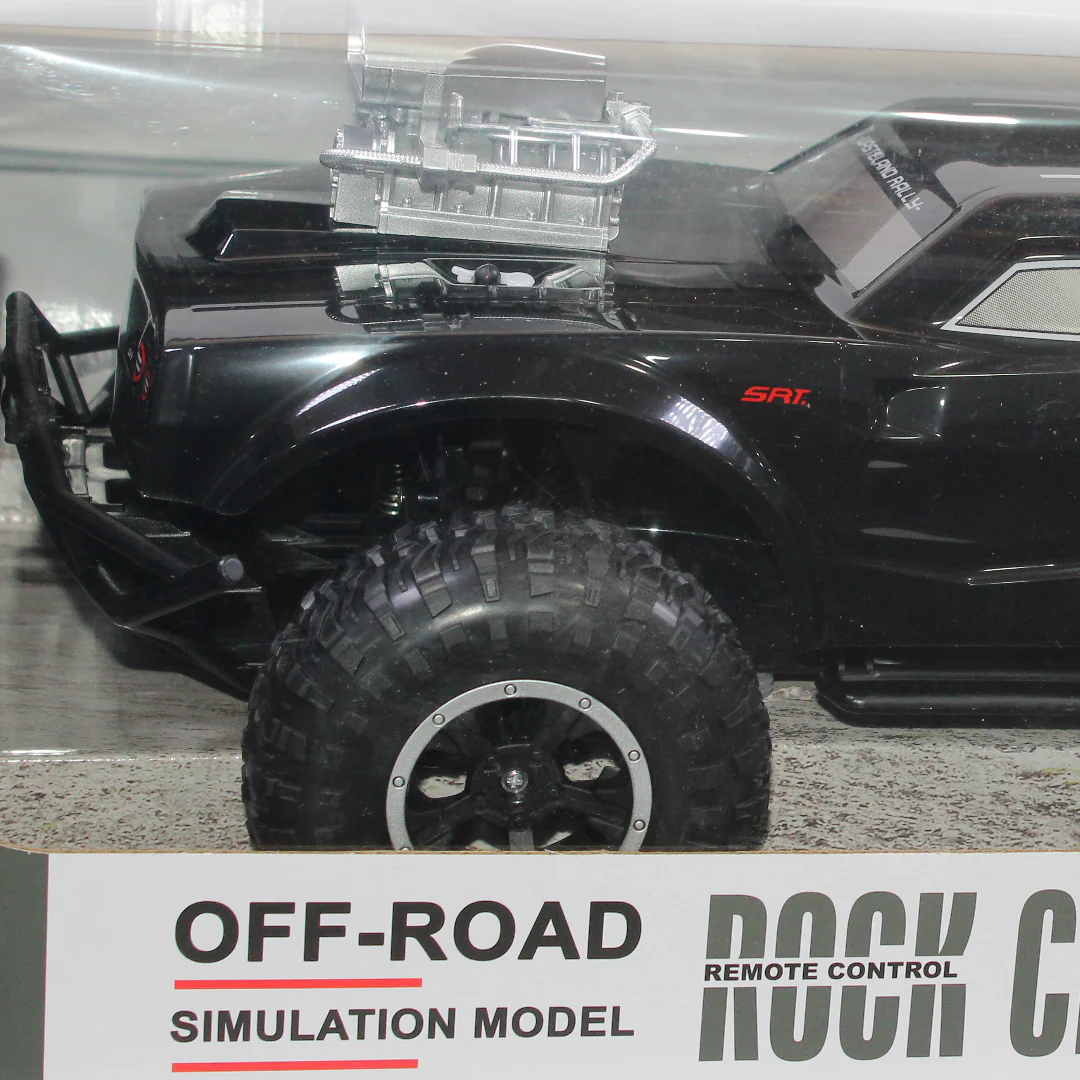 1:8 Scale Remote Control Rock Crawler Off-Road – Black - Image 3