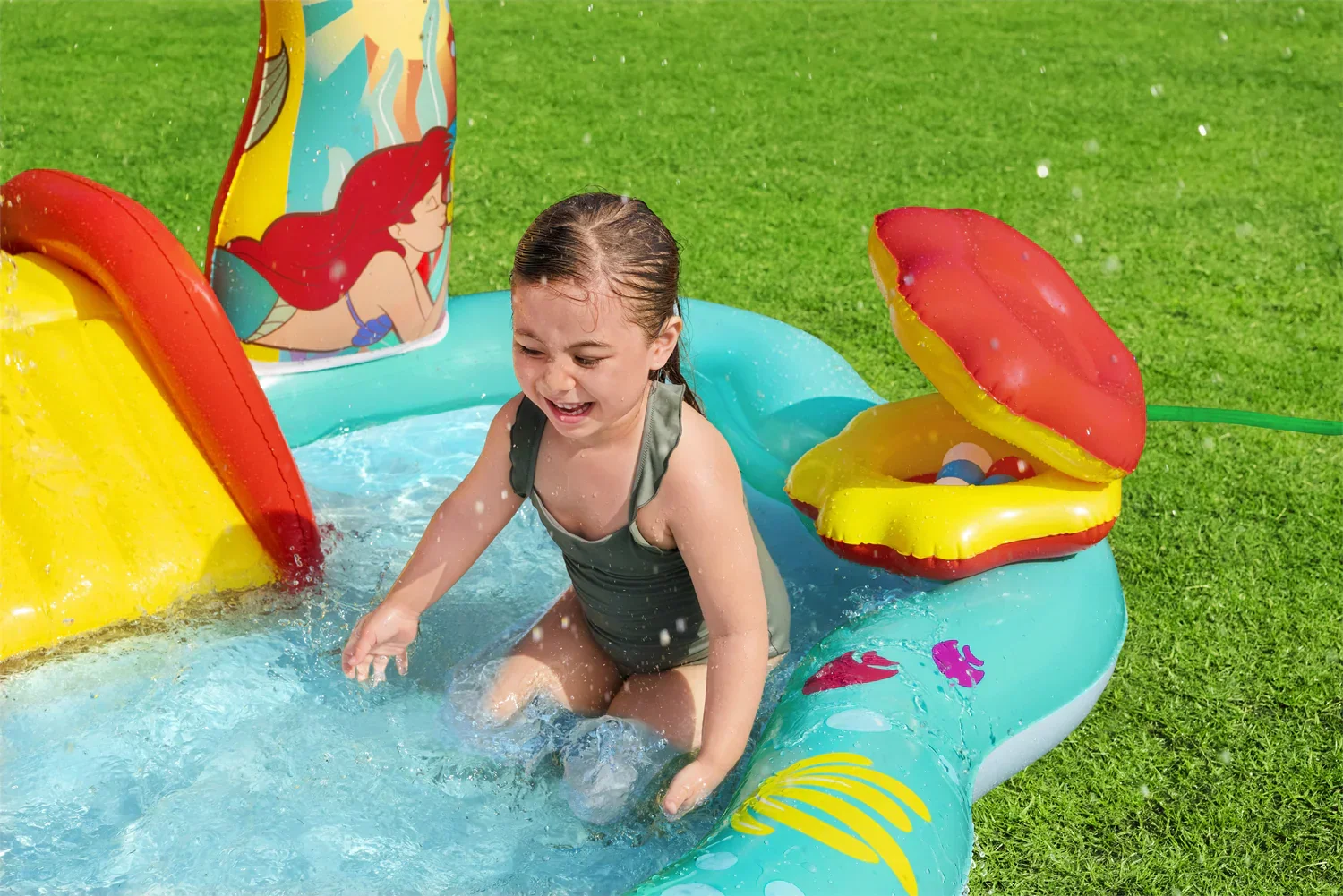 Bestway Water Play Center - Image 5