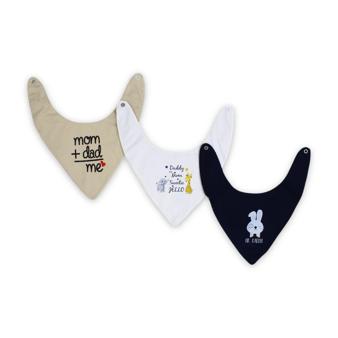 Cotton Baby Bib with "Mom+Dad=Me" Print – (Pack Of 3) - Image 3