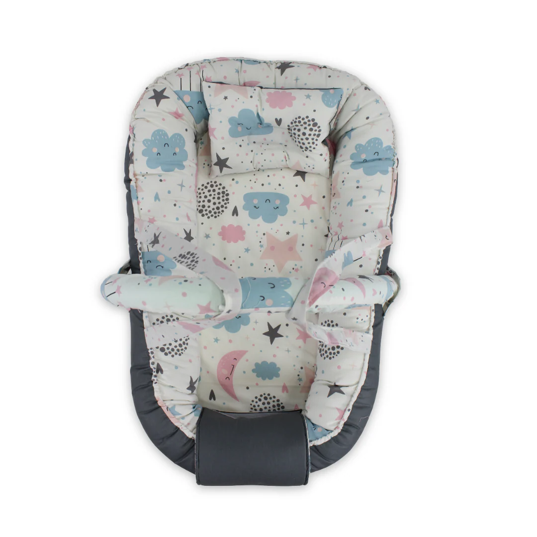 Cotton Baby Nest – Off-White & Dark Grey with Stars Print - Image 3