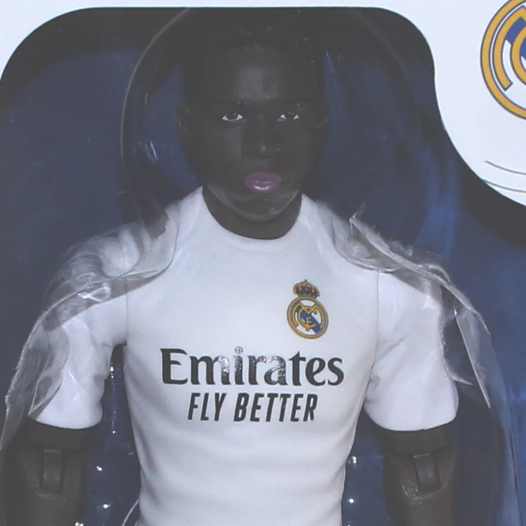 Banbo Toys Sockers Real Madrid Vinícius Junior Action Figure - Image 4