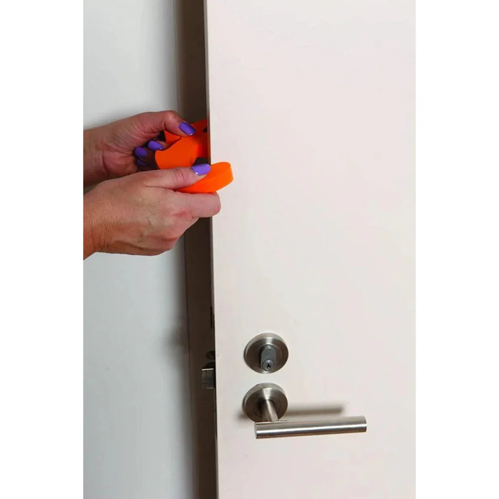 Dreambaby Fish Door Stoppers - Image 2