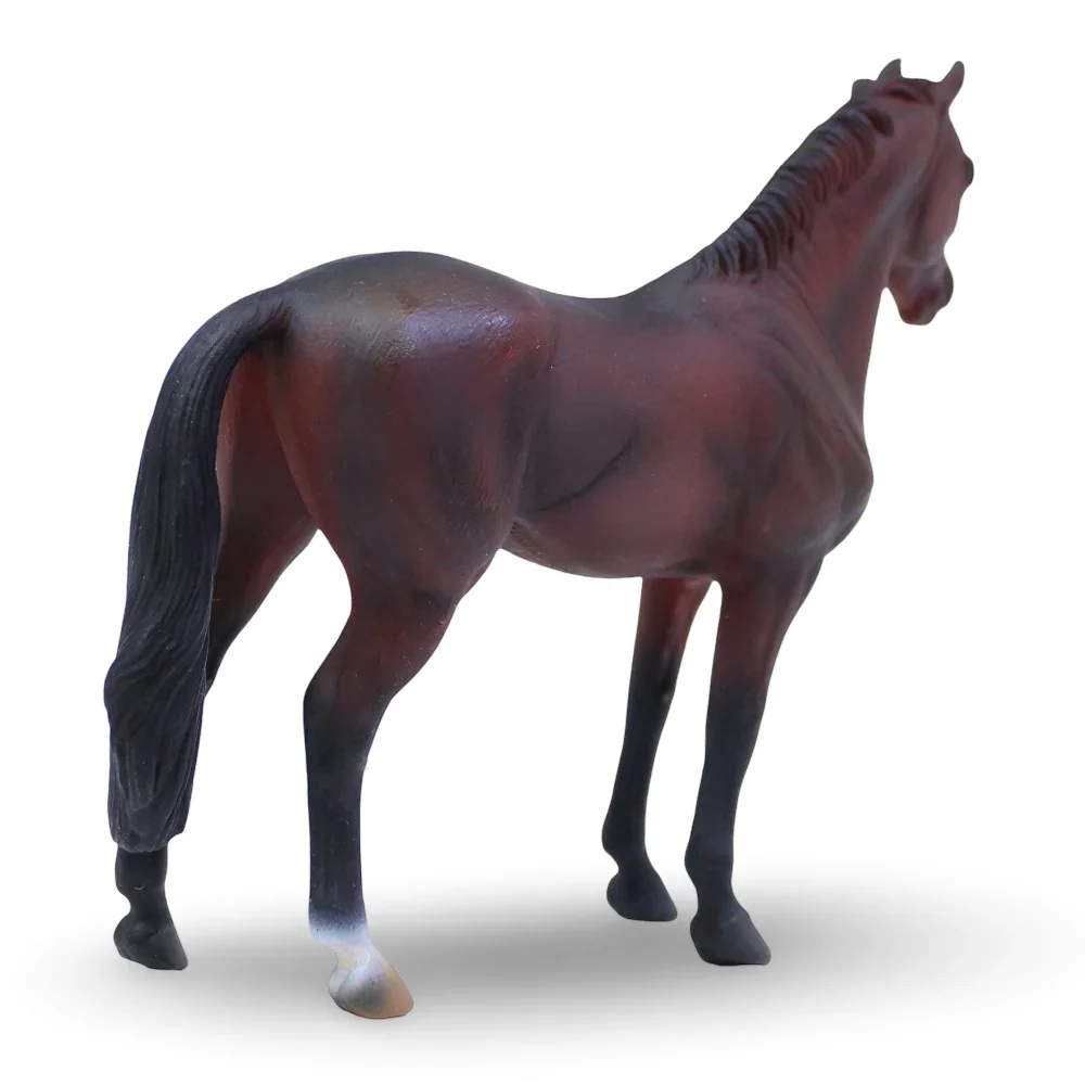 CollectA Hanoverian Stallion Bay Figurine - Image 2