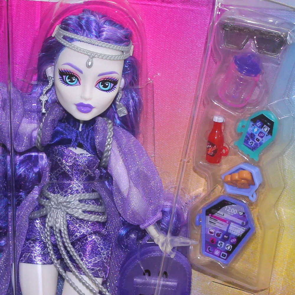 Mattel Monster High Spectra Vondergeist Fashion Doll – Pet Ferret Rhuen and Accessories - Image 4