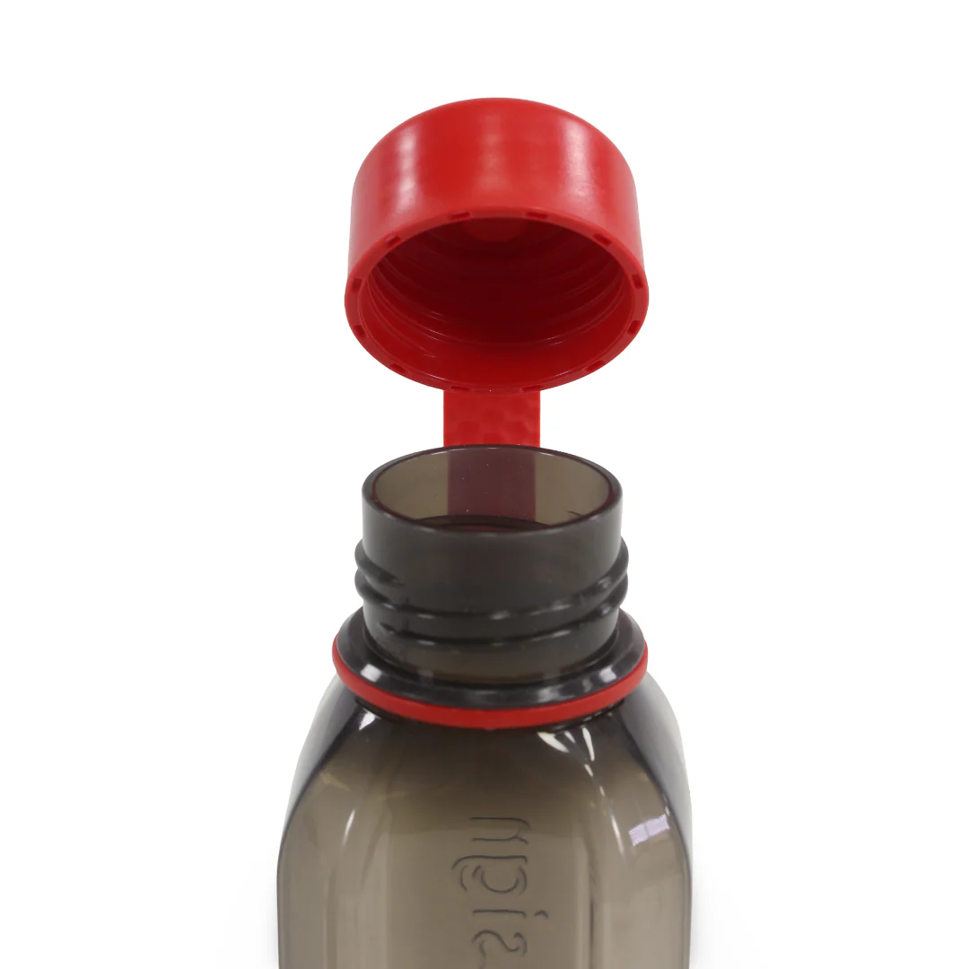 M Design Square Bottle with Strap 500ml – Black - Image 2