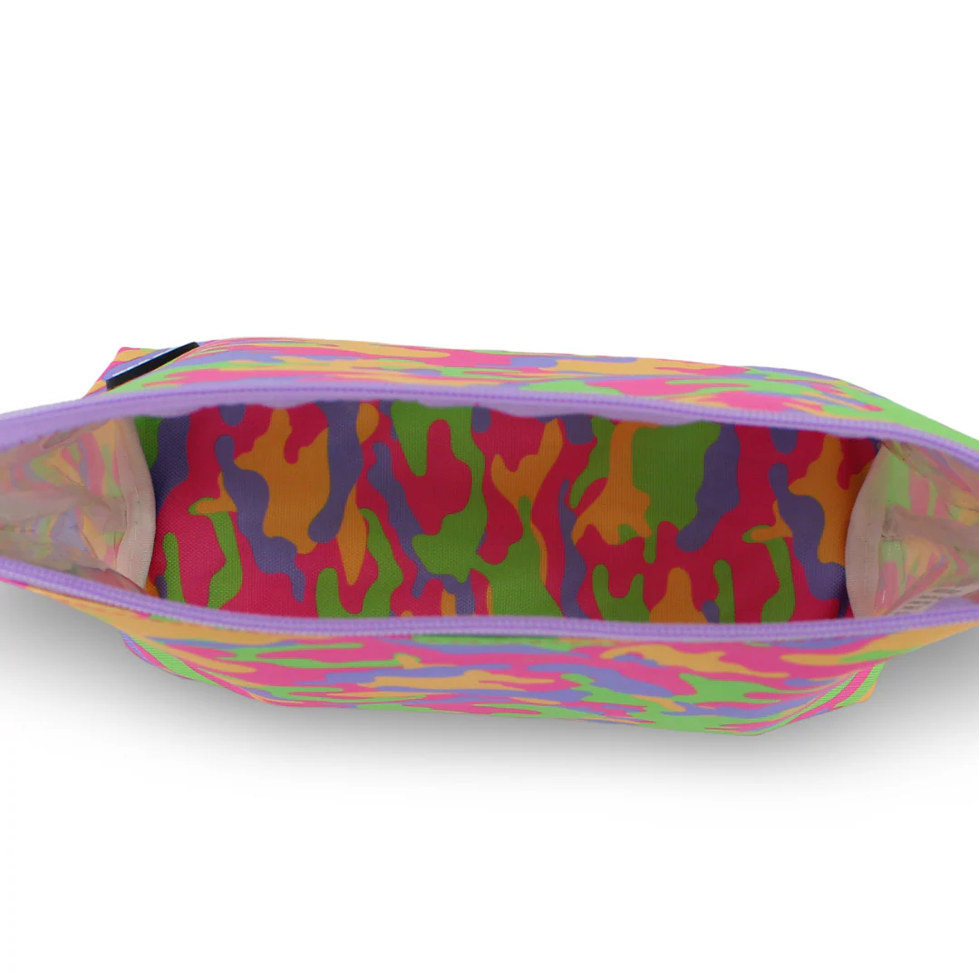 Cubs Pink Camo Medium Pouch - Image 2
