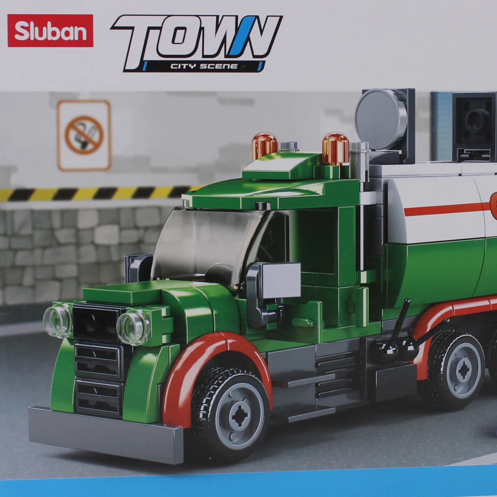 Sluban Town Tanker Truck Blocks Set - 267Pcs - Image 4