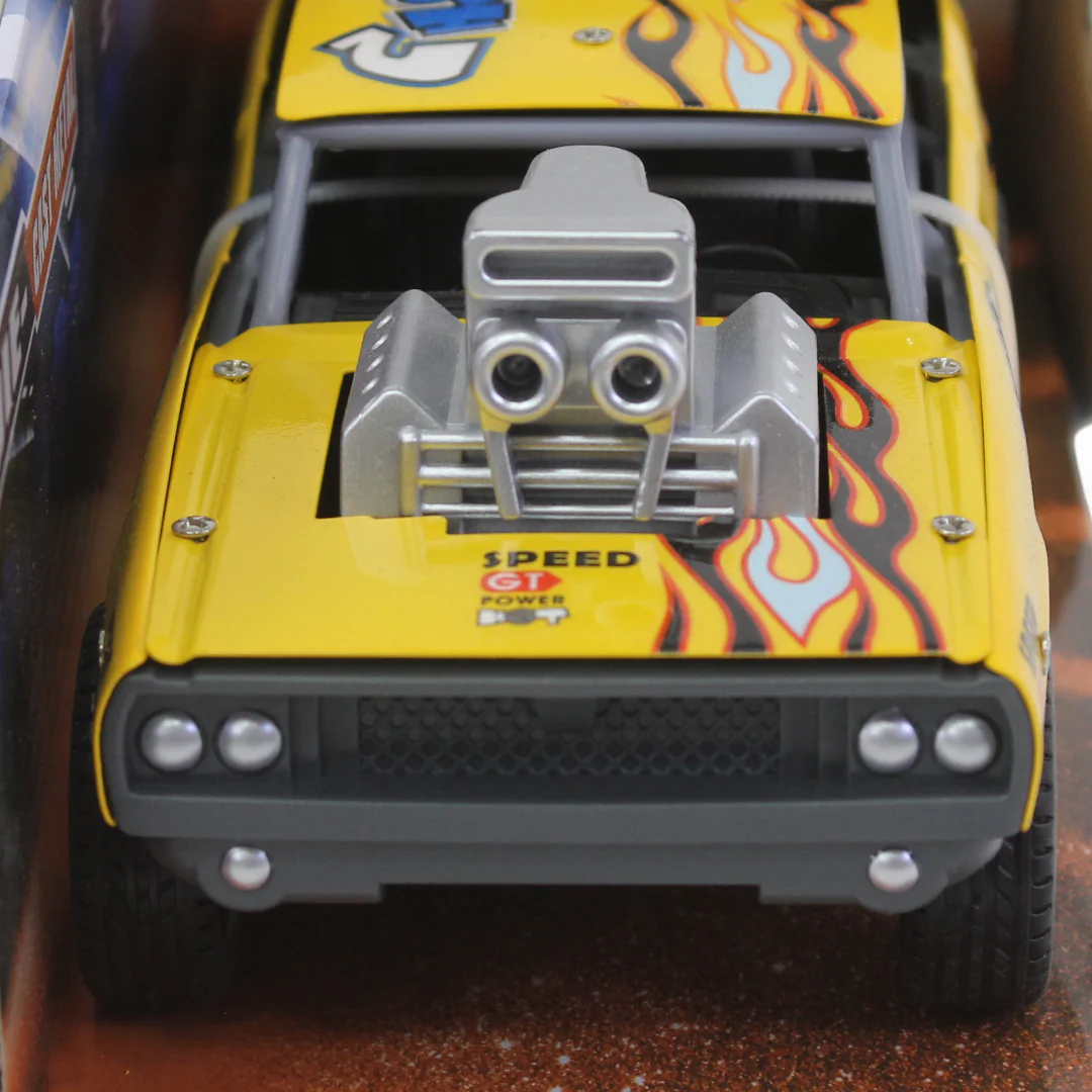 "Racer Team" Die-Cast Metal Car – Yellow - Image 4